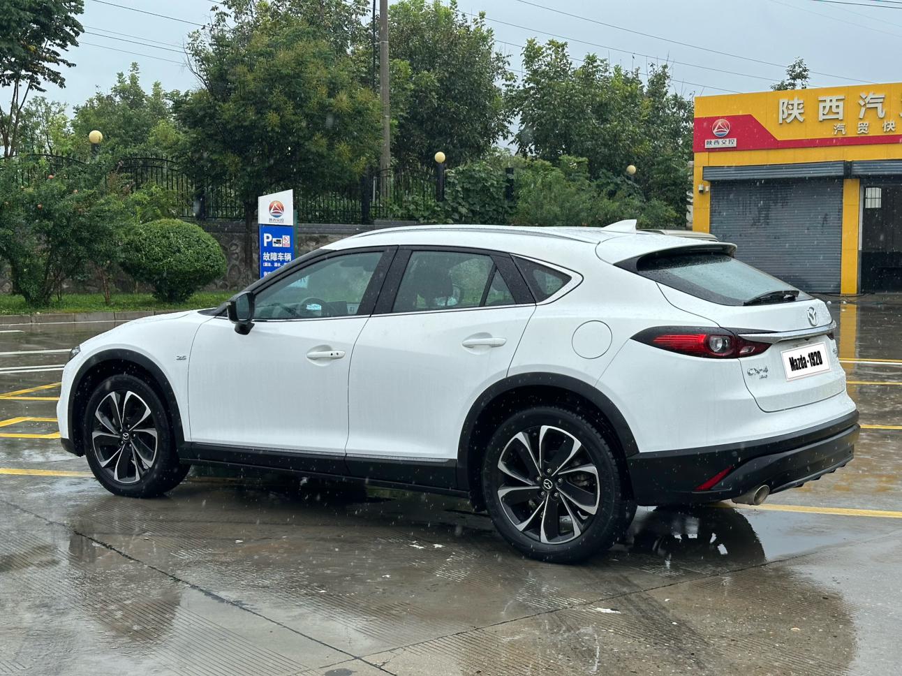 Mazda CX-4 2021 thumb 3