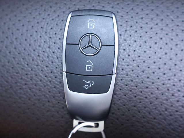 Mercedes-Benz GLC 2022 thumb 4