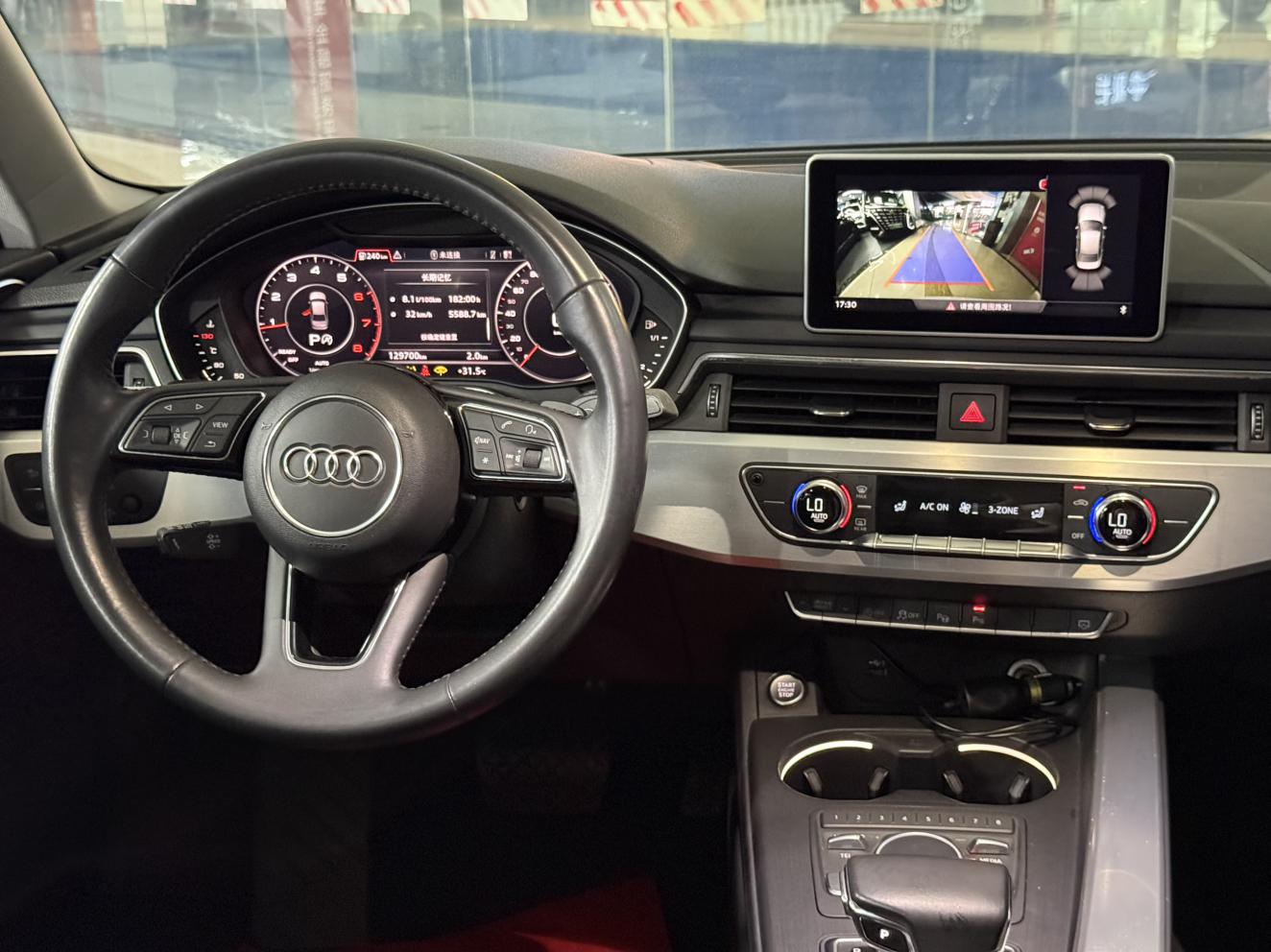Audi A4 2019 thumb 7