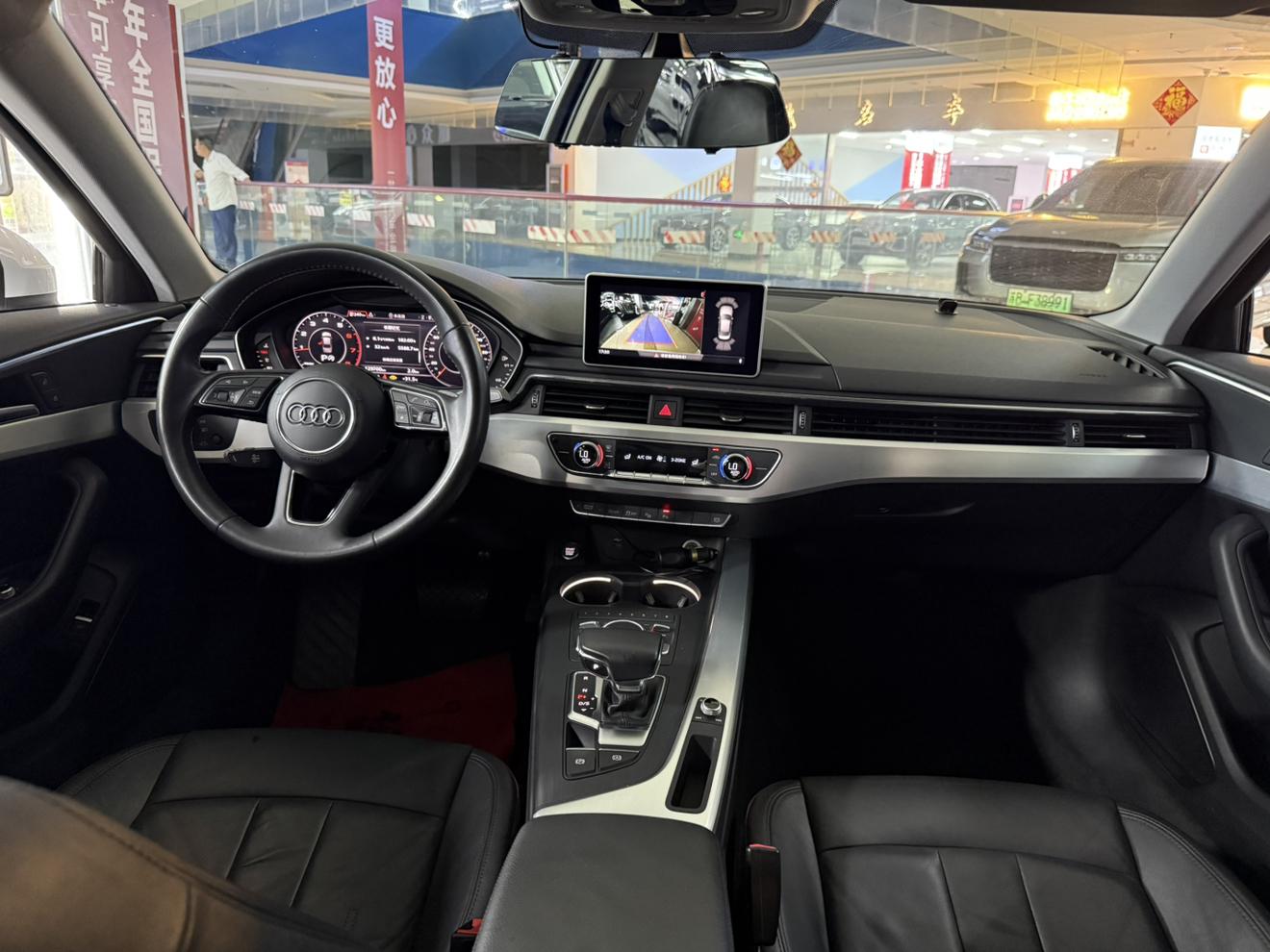 Audi A4 2019 thumb 11