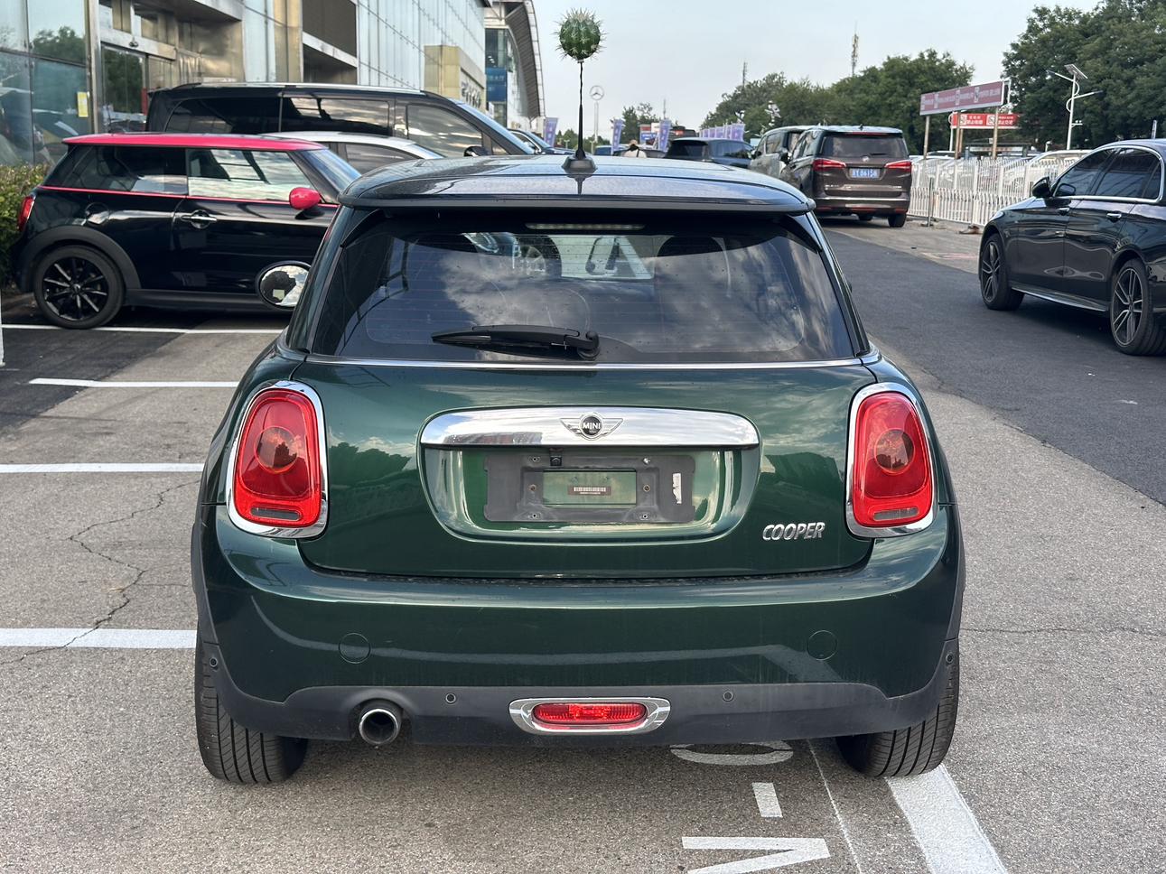 Mini Hatch 2016 thumb 4