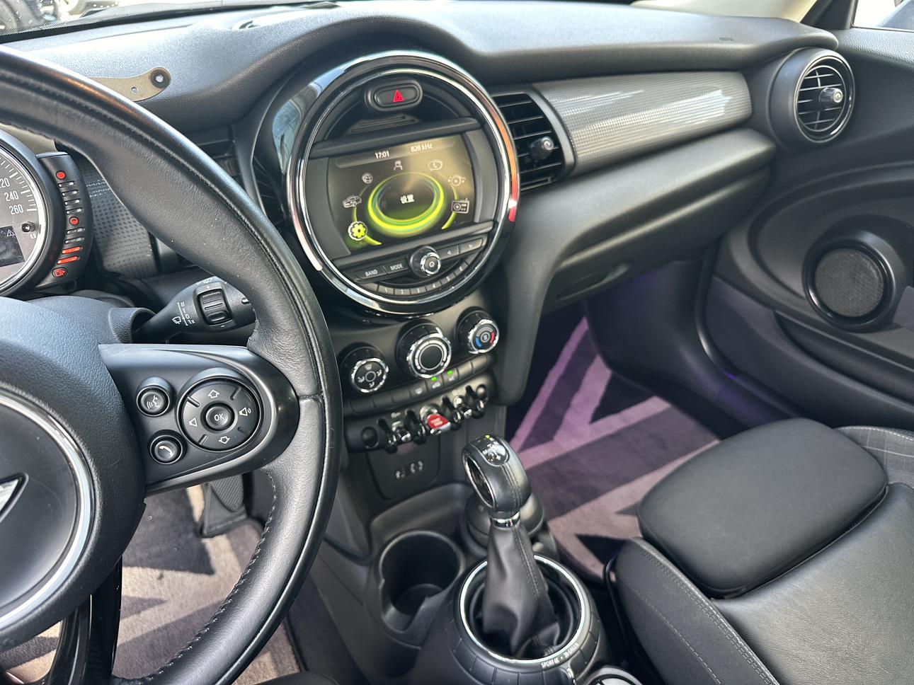 Mini Hatch 2016 thumb 7