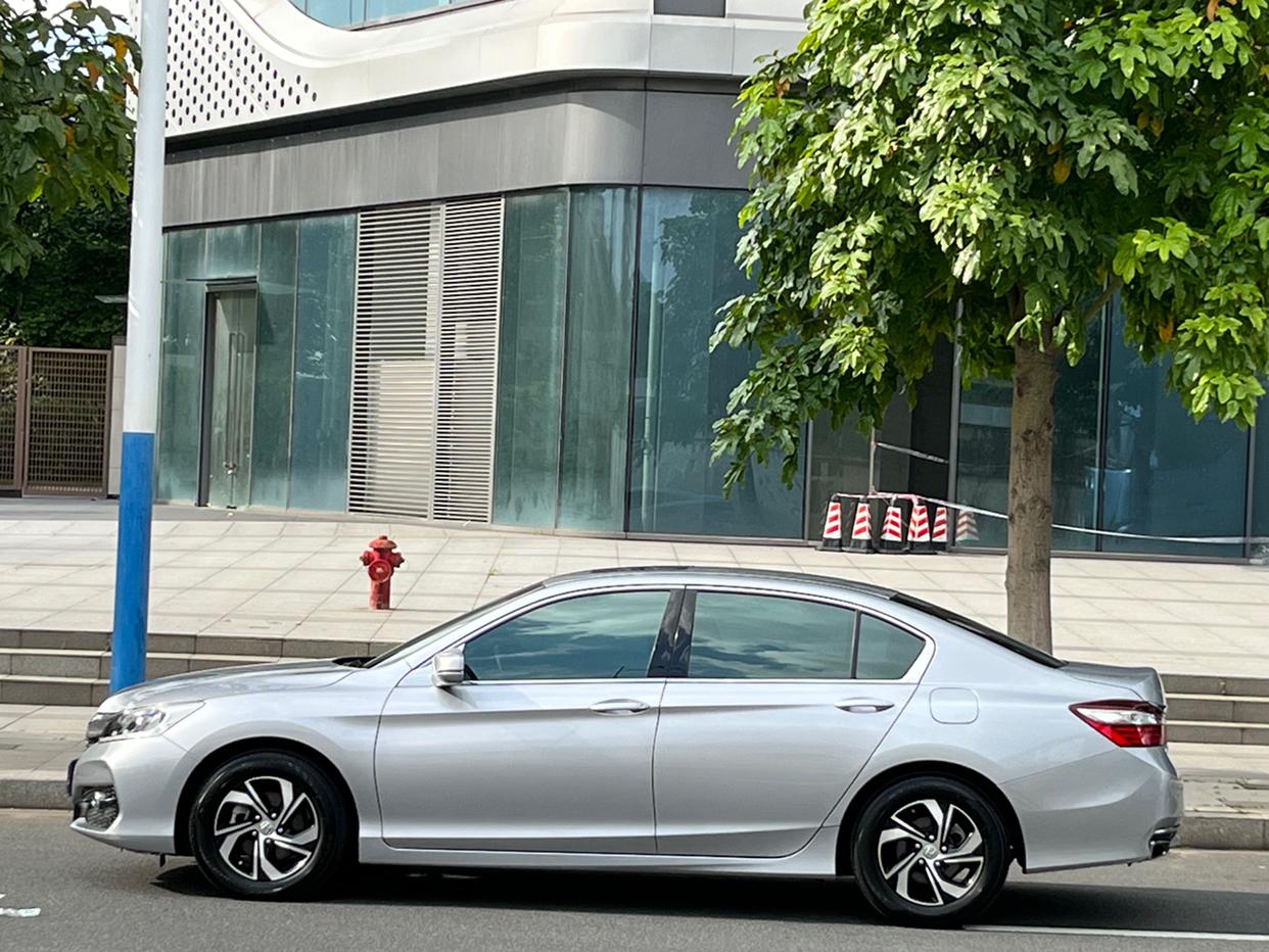 Honda Accord 2016 thumb 2
