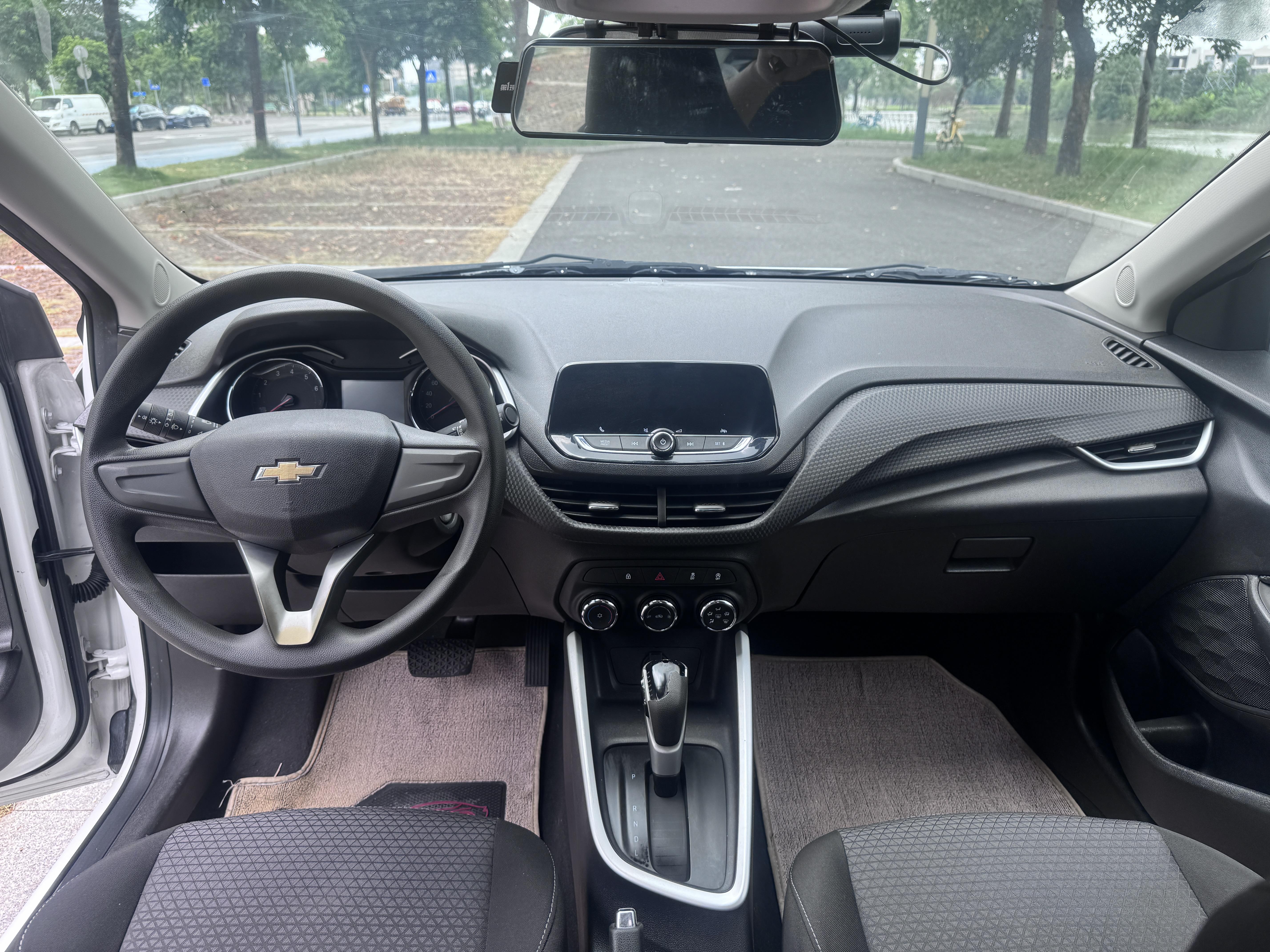 Chevrolet Cavalier 2020 thumb 9