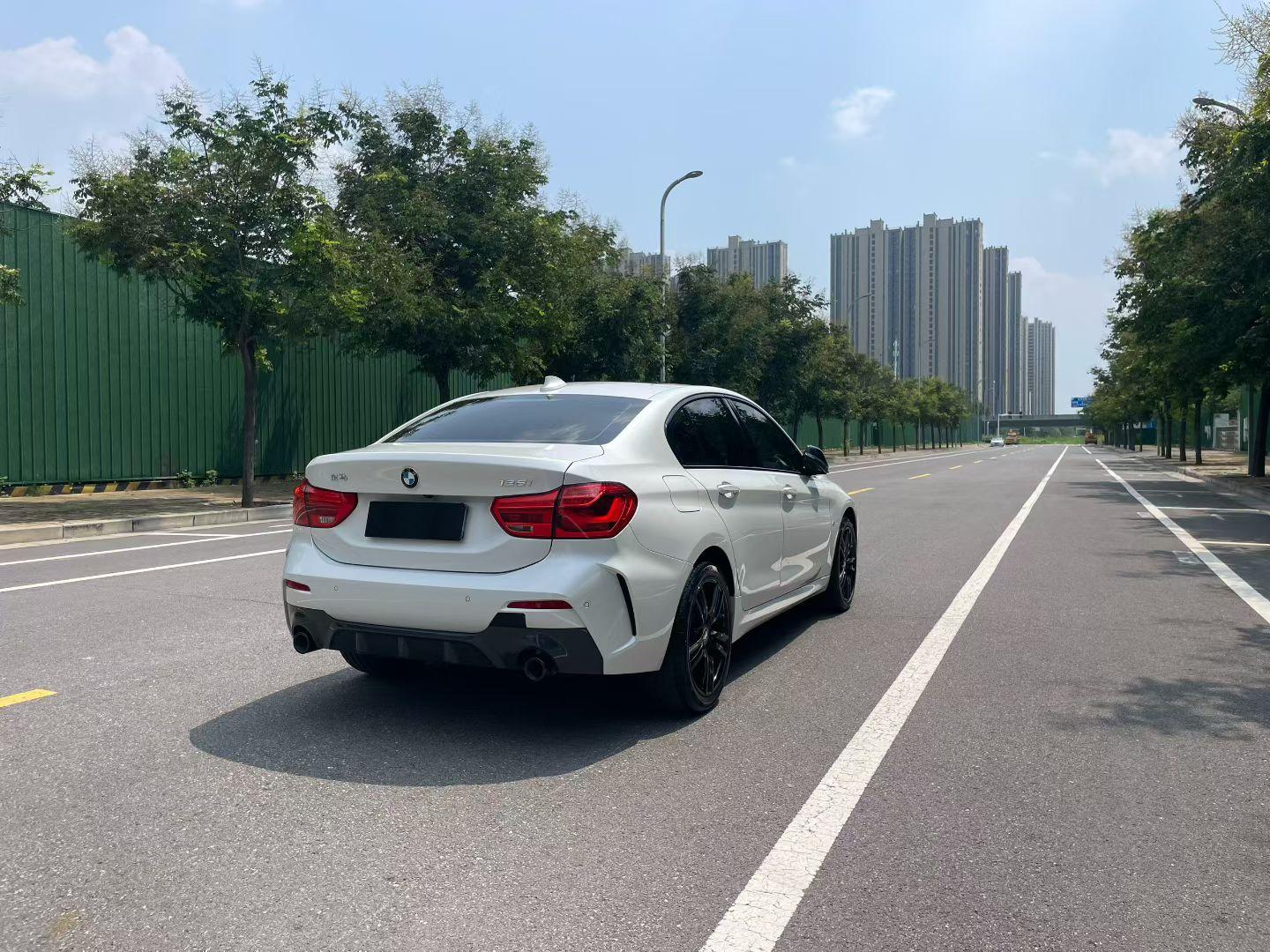 BMW 1 серии 2021 thumb 4