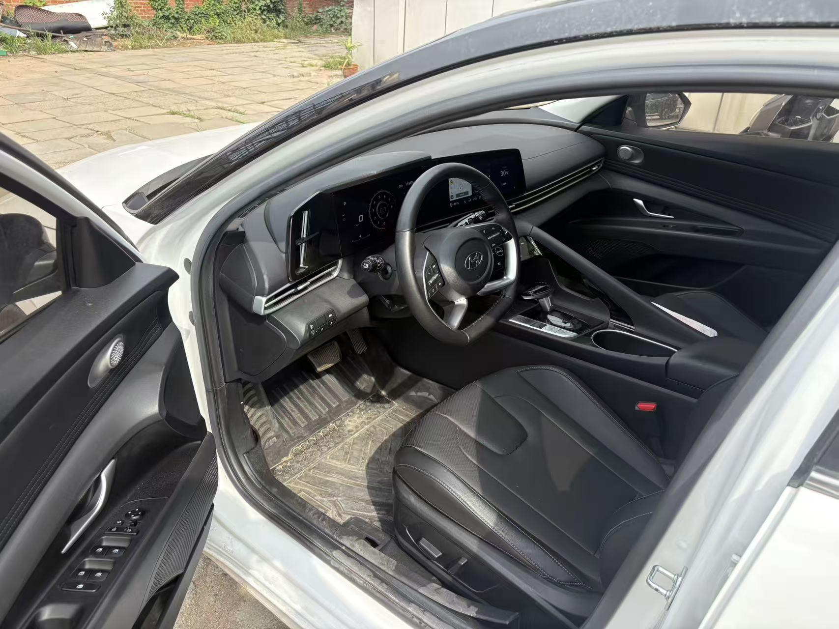 Hyundai Elantra 2022 thumb 8