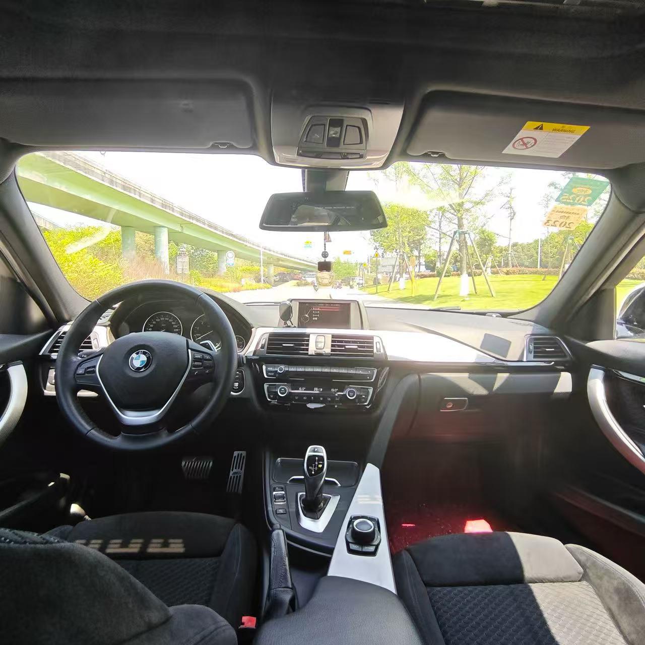 BMW 3 серии 2018 thumb 5