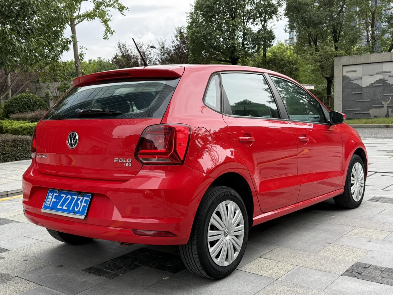 Volkswagen Polo 2016 thumb 4