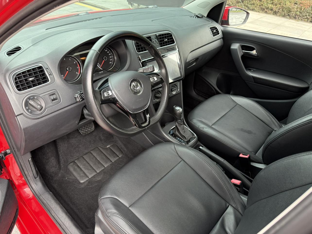 Volkswagen Polo 2016 thumb 6