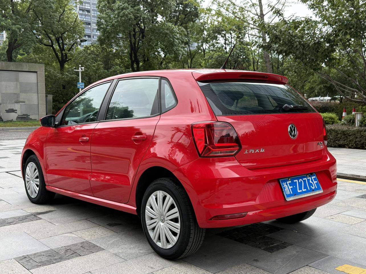 Volkswagen Polo 2016 thumb 11