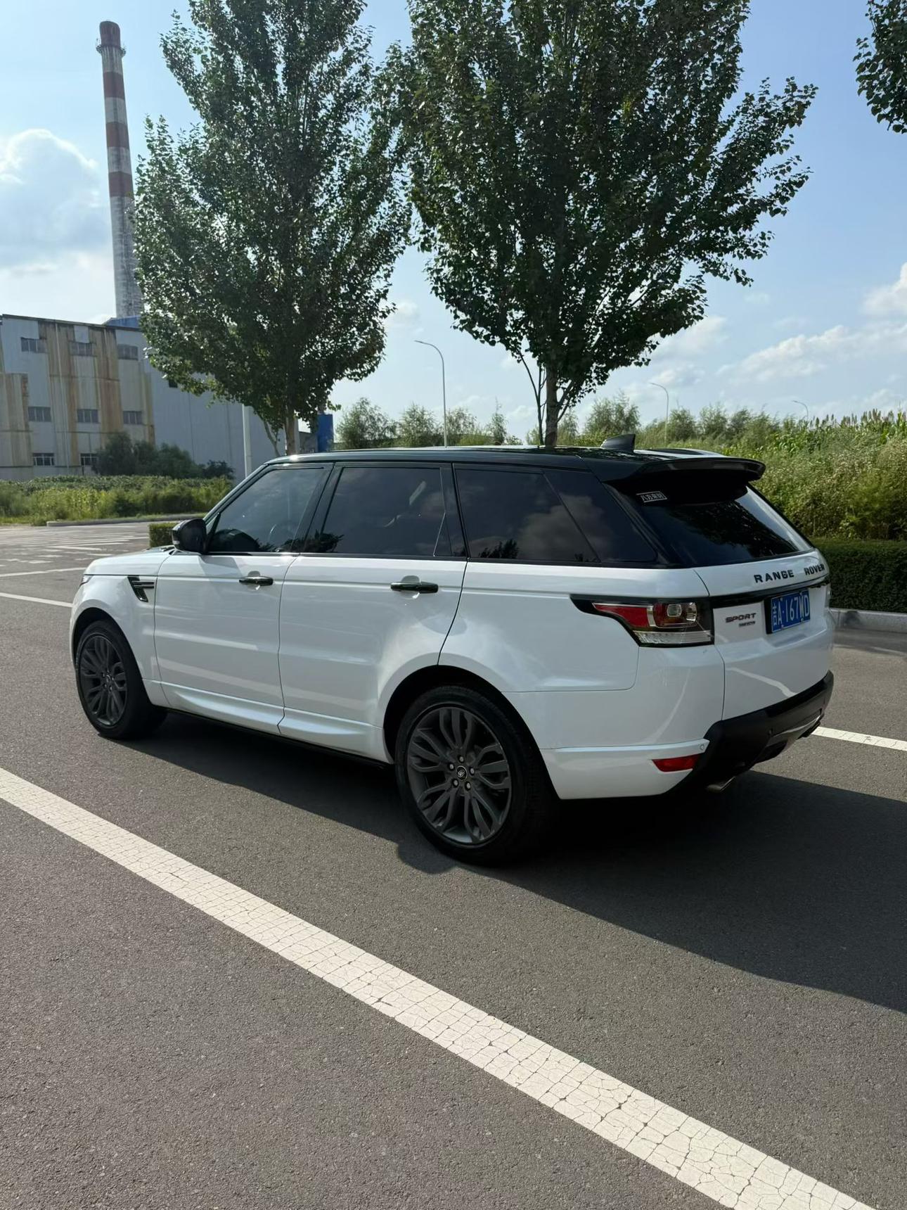 Land Rover Range Rover Sport 2017 thumb 11