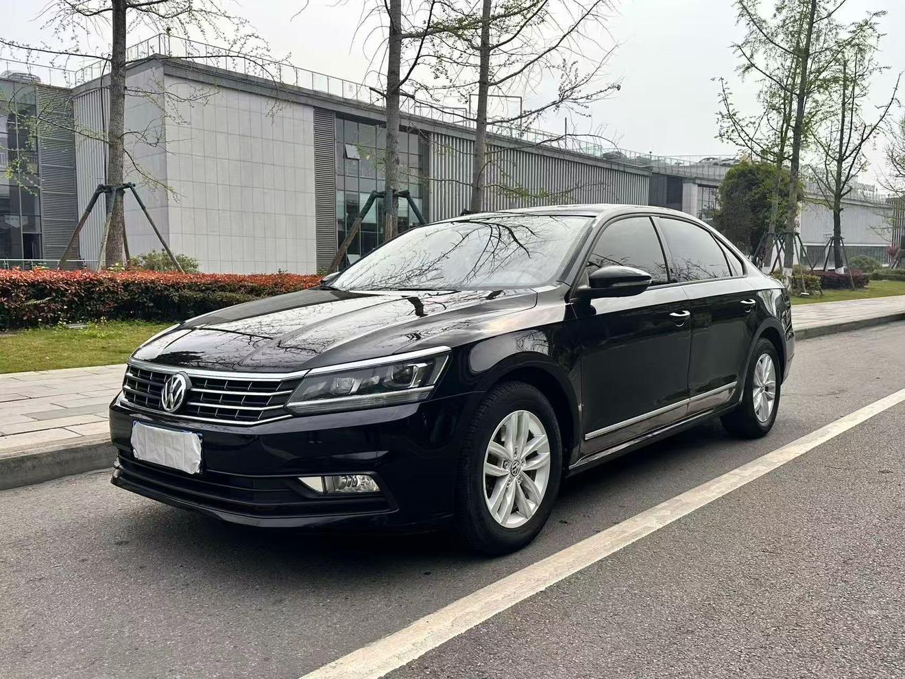 Volkswagen Passat (North America and China) 2015 thumb 8