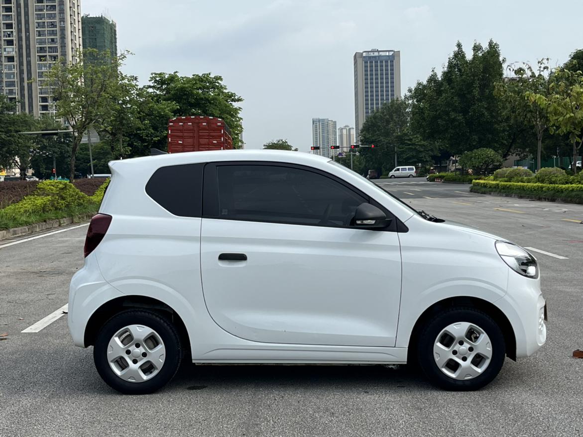 Roewe Clever 2021 thumb 5