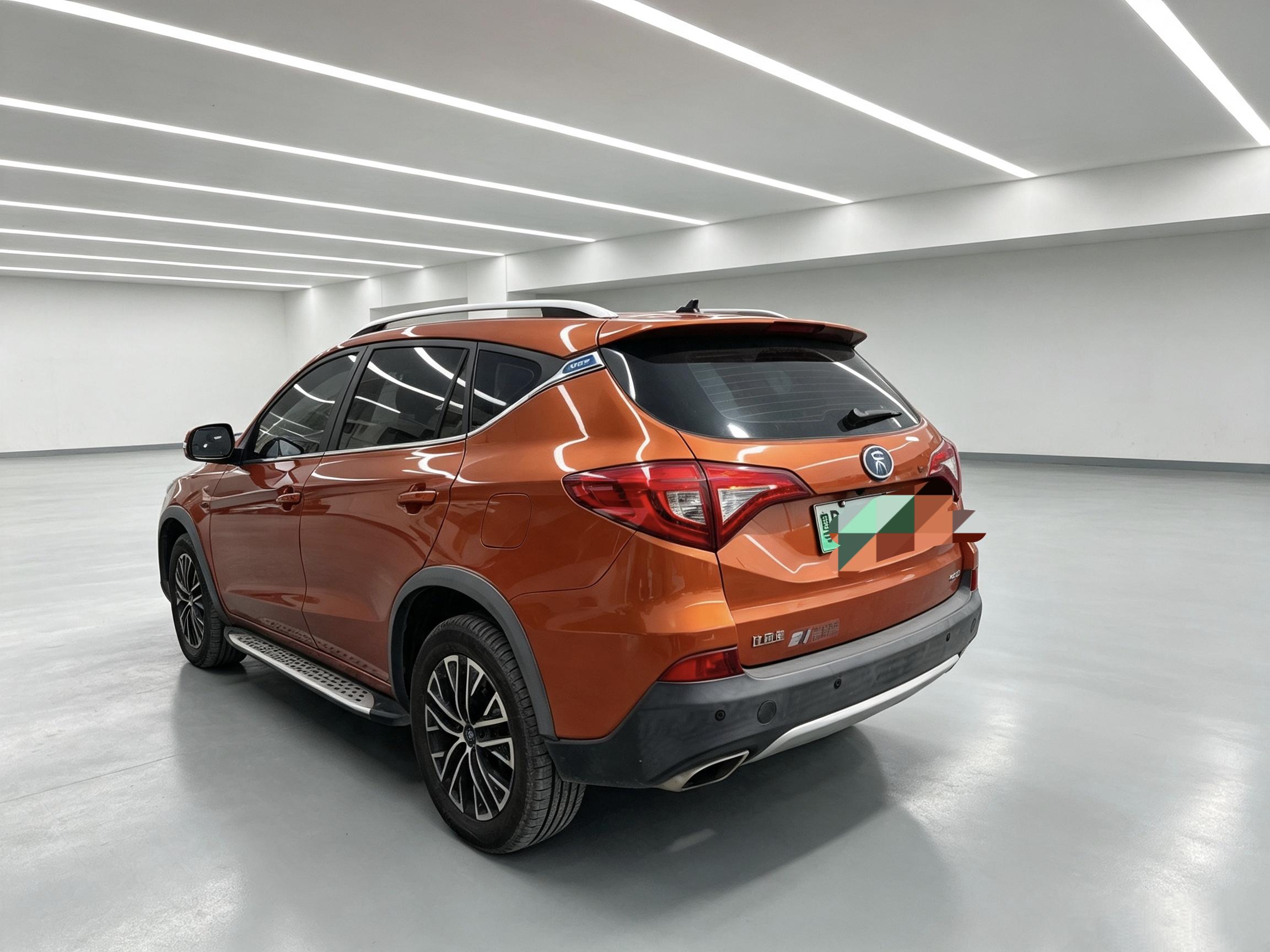 BYD Song 2017 thumb 11