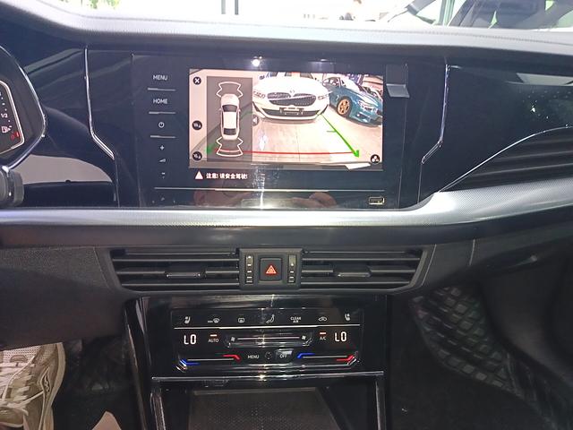 Volkswagen Passat (North America and China) 2024 thumb 5