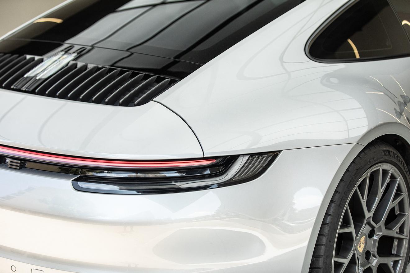Porsche 911 2023 thumb 5