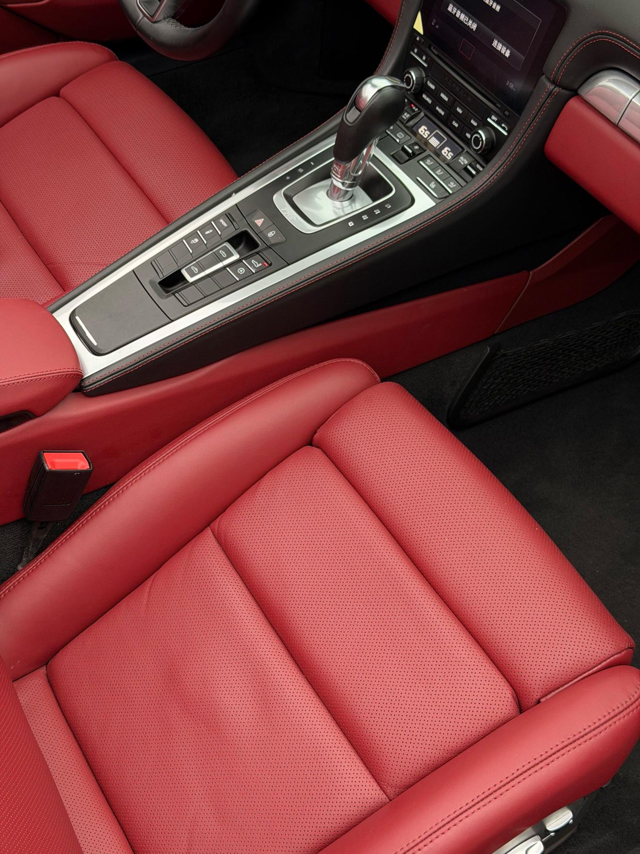 Porsche 718 2018 thumb 7