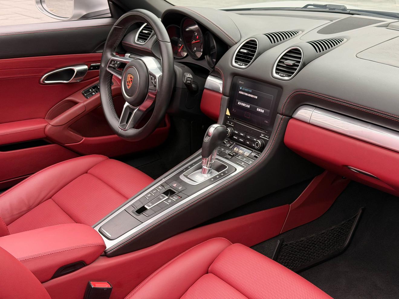 Porsche 718 2018 thumb 12
