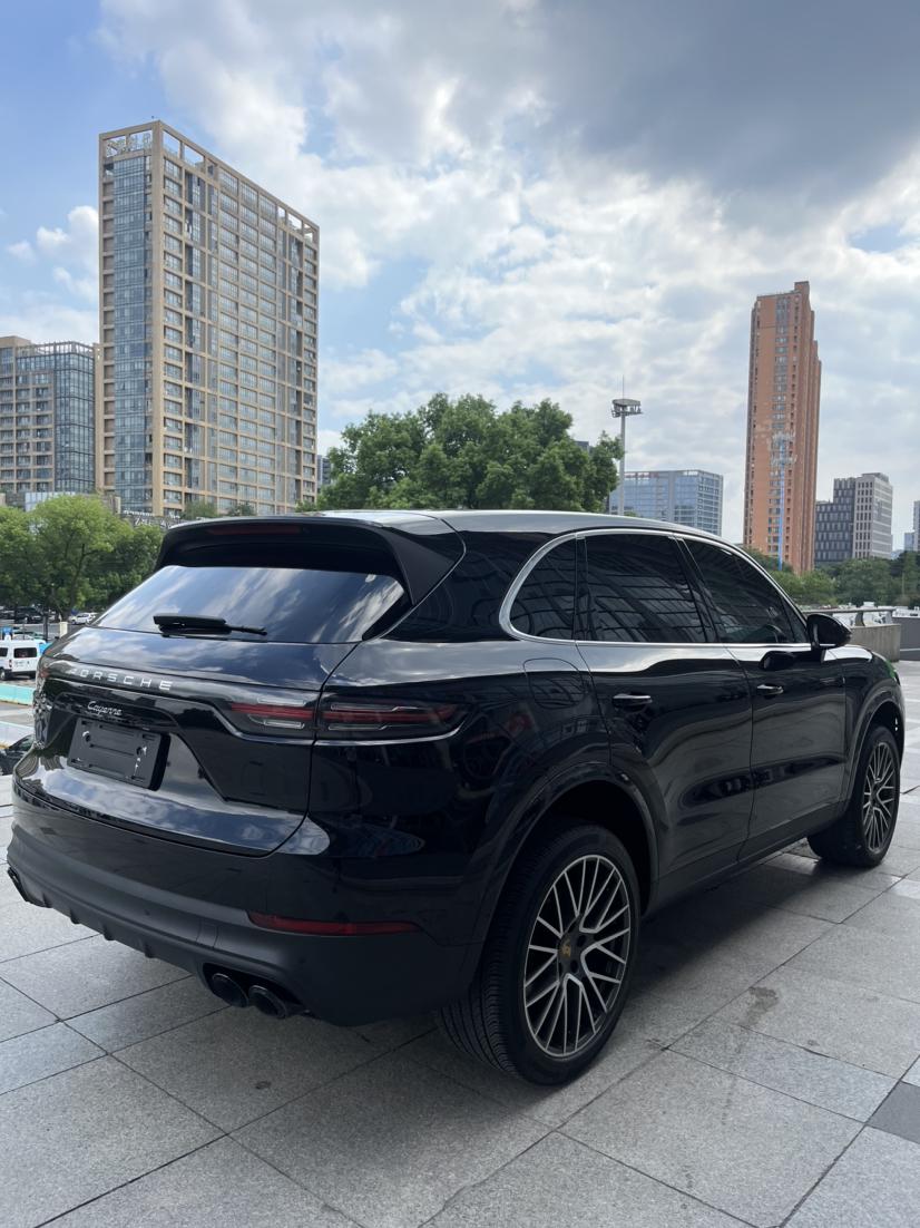 Porsche Cayenne 2019 thumb 5