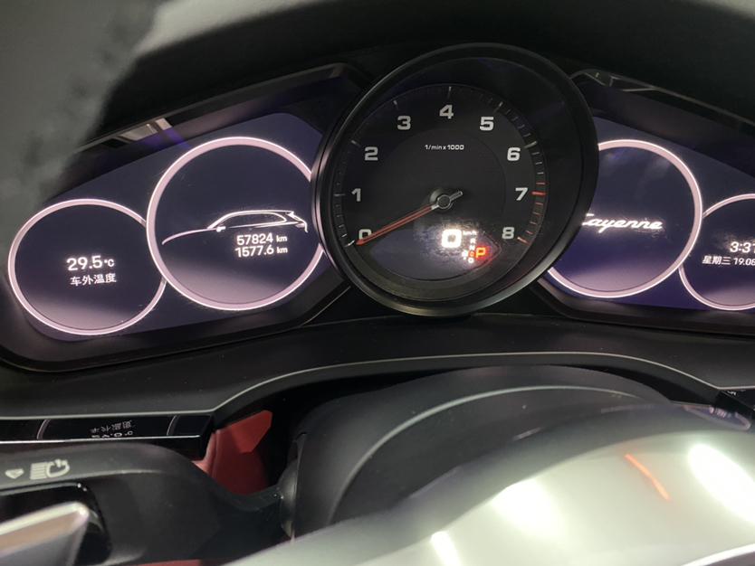 Porsche Cayenne 2019 thumb 10