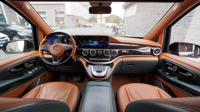 Mercedes-Benz Wei Ting 2023 thumb 7