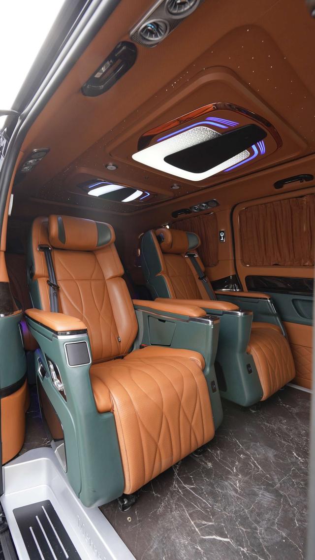 Mercedes-Benz Wei Ting 2023 thumb 8
