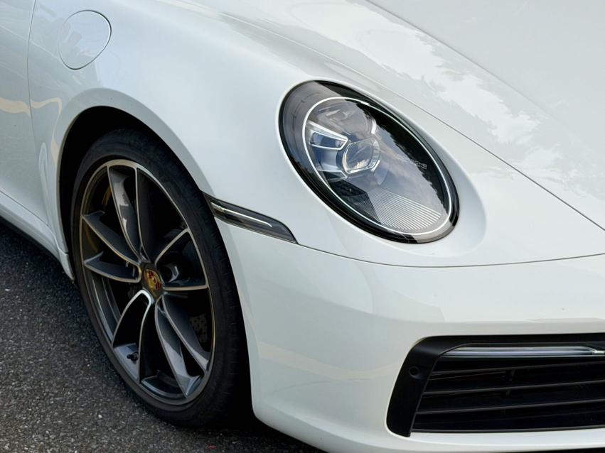 Porsche 911 2022 thumb 8