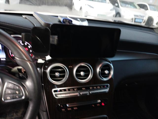 Mercedes-Benz GLC 2017 thumb 6