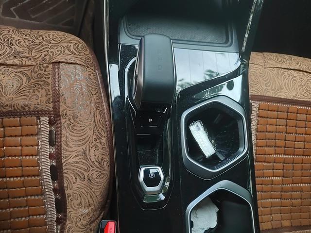 Geely Boyue L 2023 thumb 7