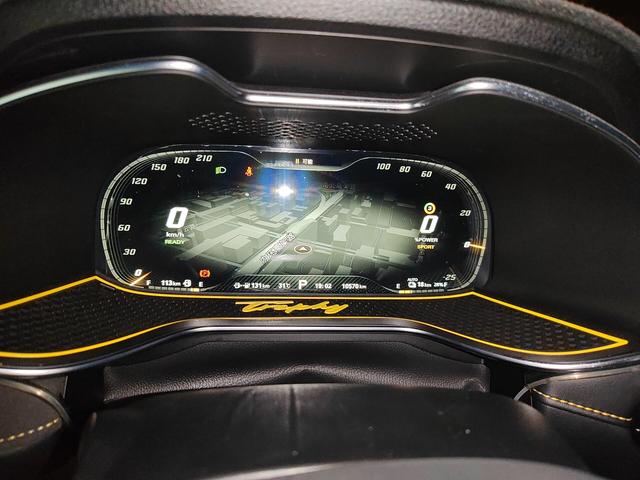 MG 6 PHEV 2020 thumb 4