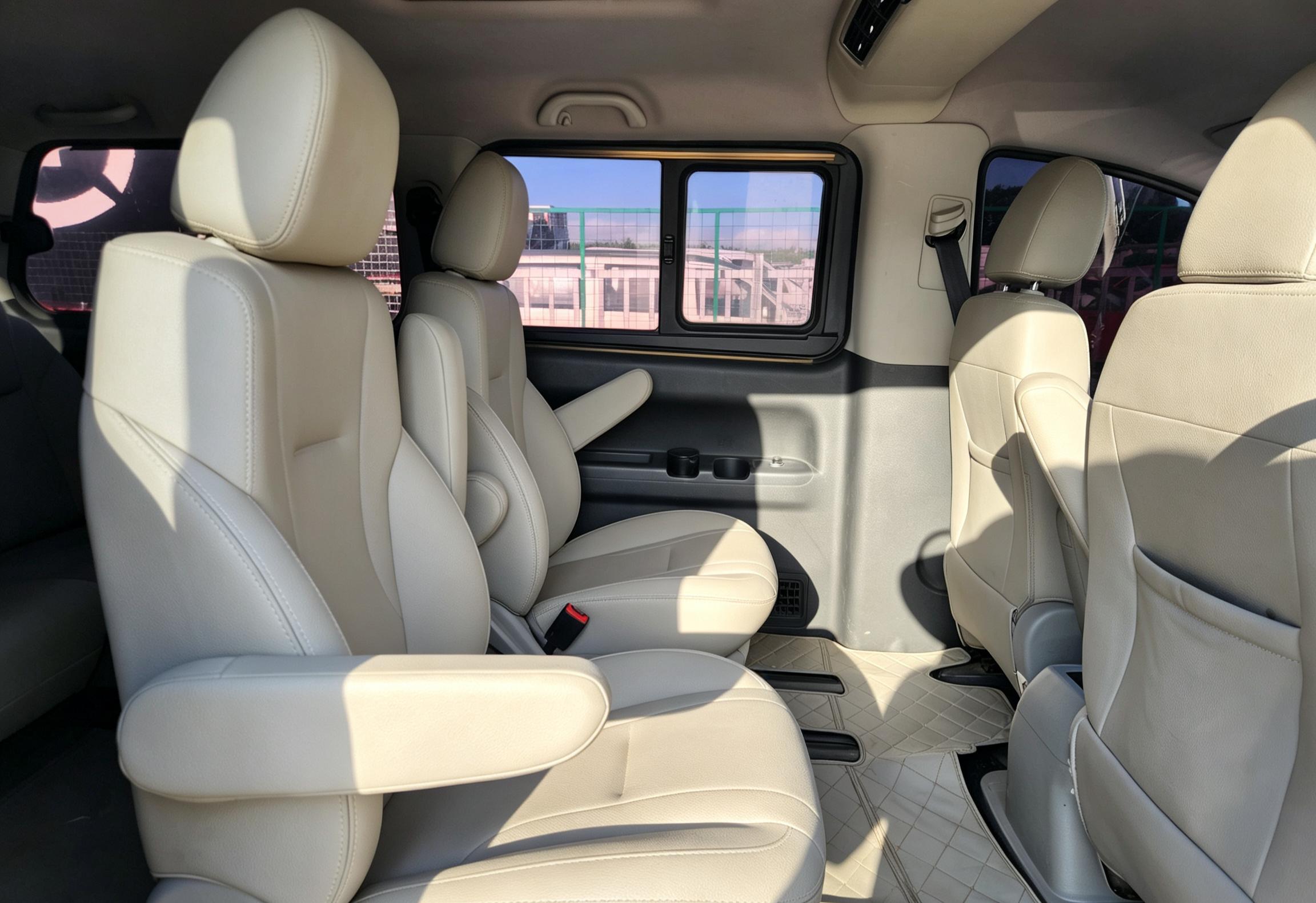 JAC Refine M4 2016 thumb 9