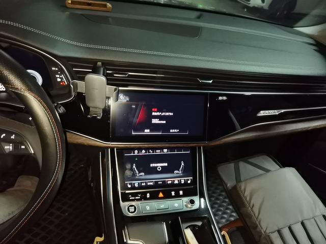 Audi Q7 2022 thumb 6