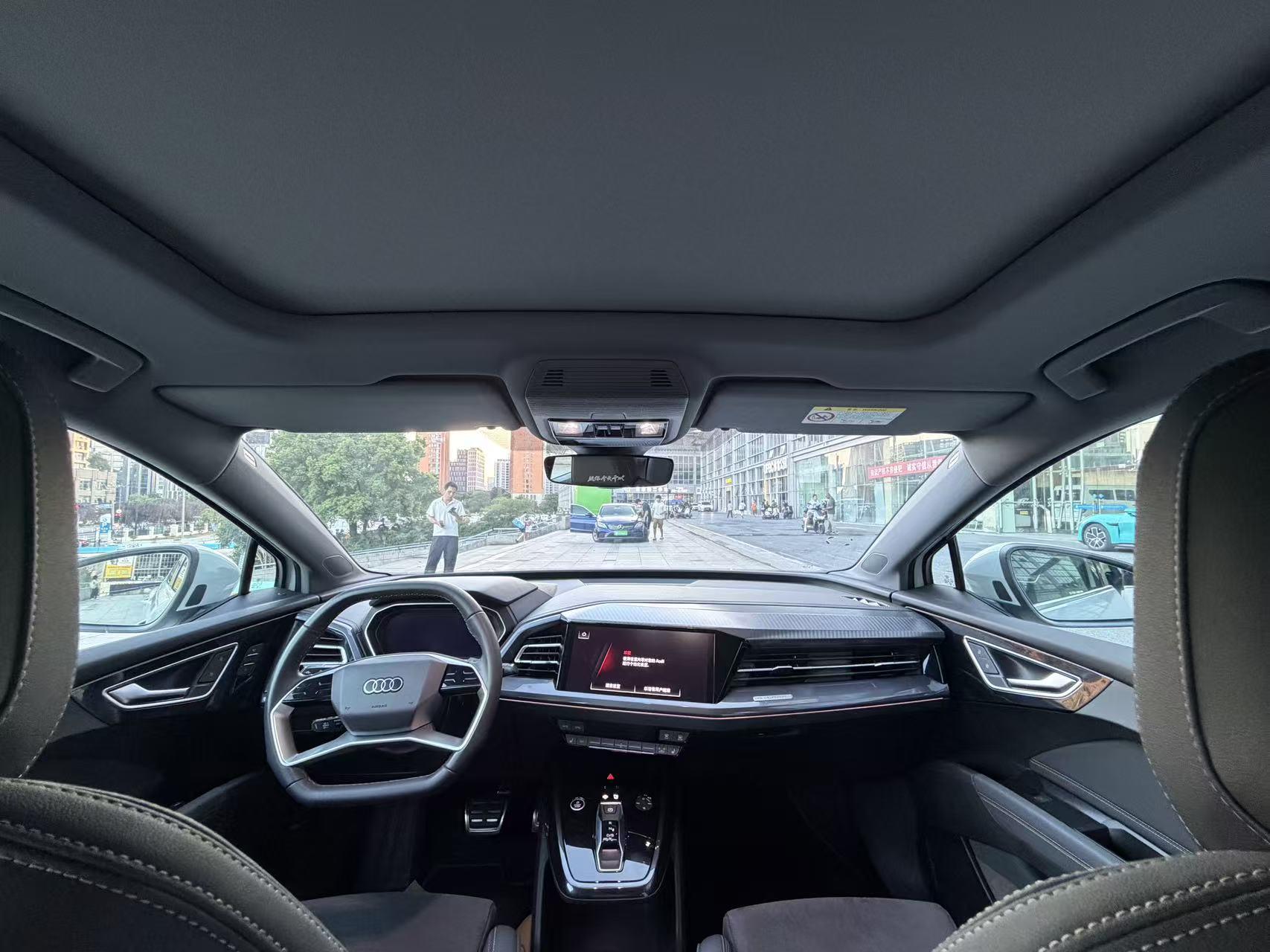 Audi Q4 e-tron 2023 thumb 7