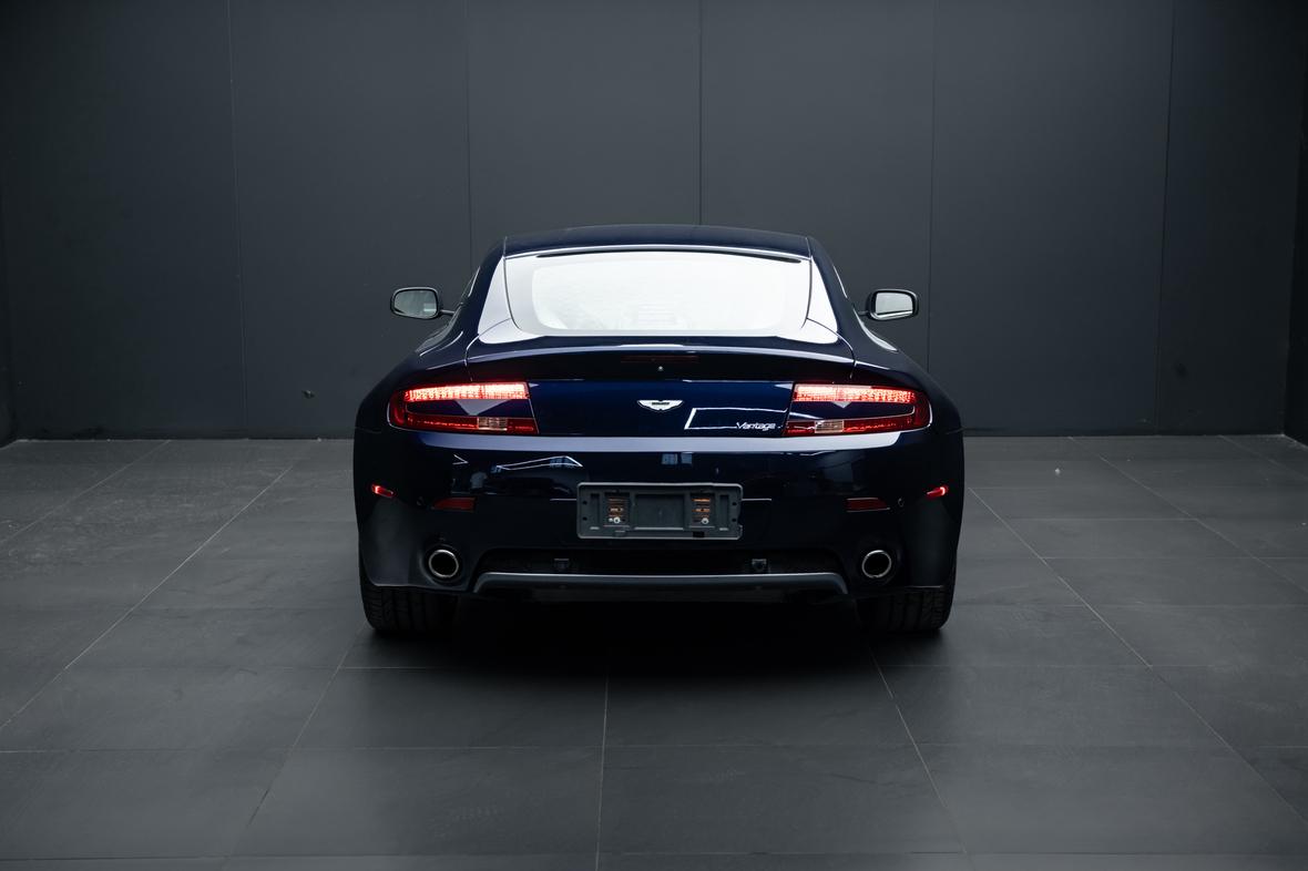 Aston Martin Vantage 4.0T V8 2007 thumb 3