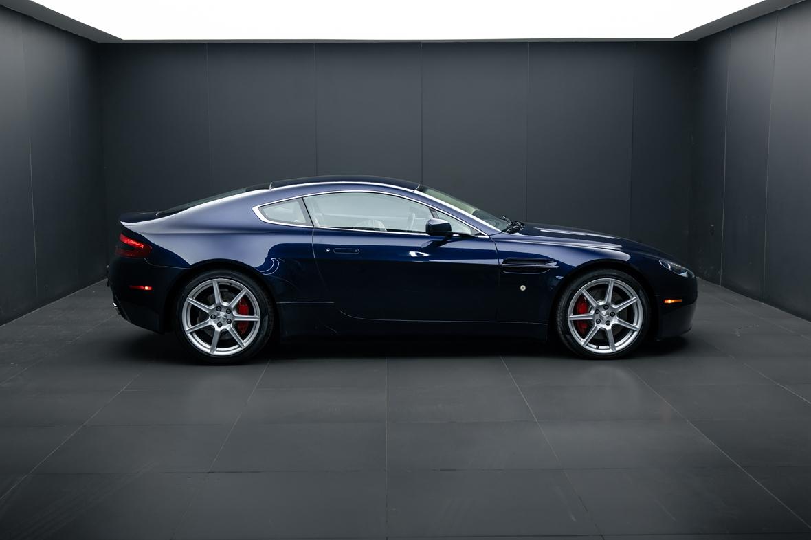 Aston Martin Vantage 4.0T V8 2007 thumb 5