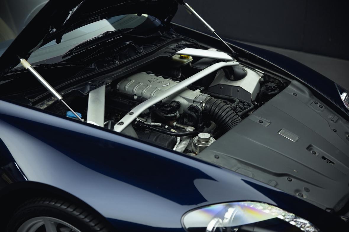 Aston Martin Vantage 4.0T V8 2007 thumb 6