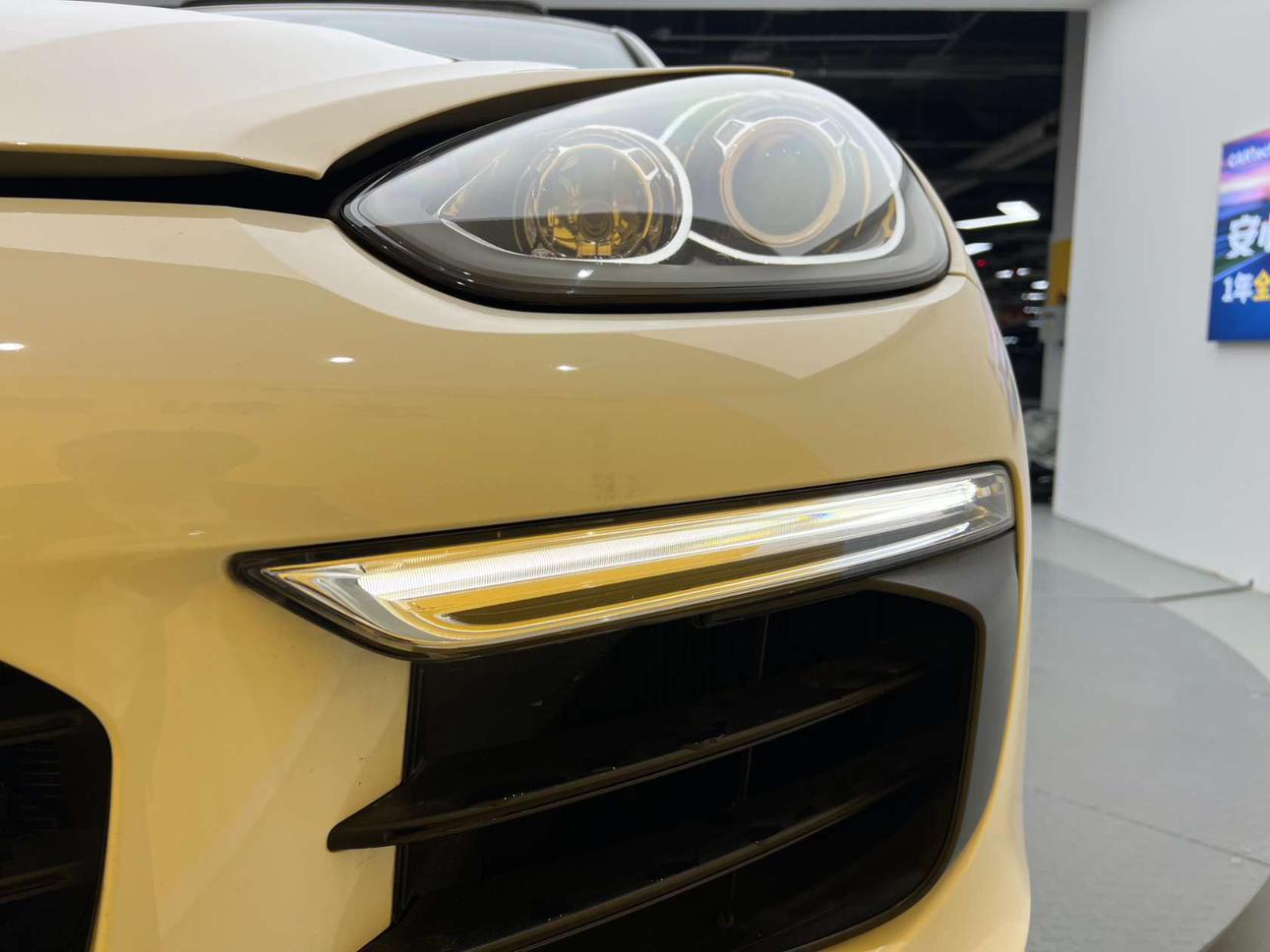 Porsche Cayenne 2016 thumb 5