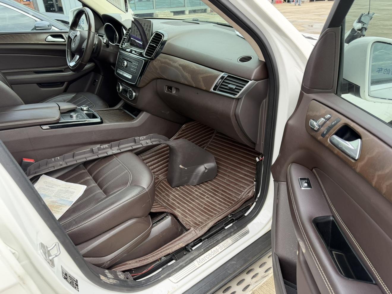 Mercedes-Benz GLE 2016 thumb 2