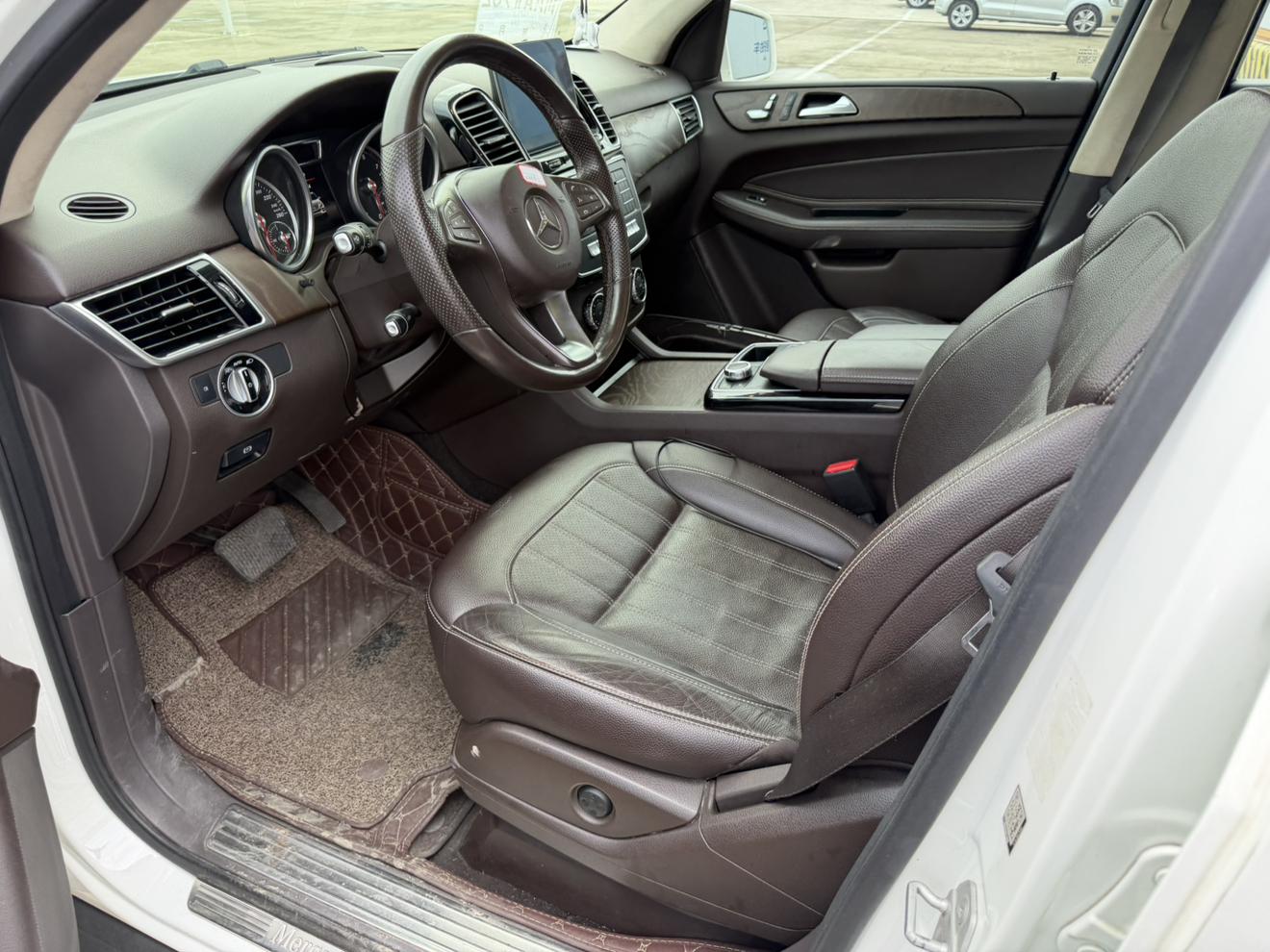 Mercedes-Benz GLE 2016 thumb 7