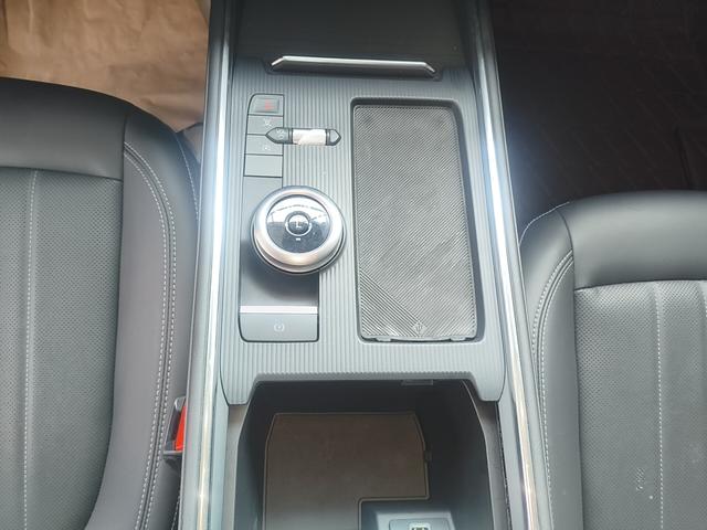 Ford Mondeo 2025 thumb 7