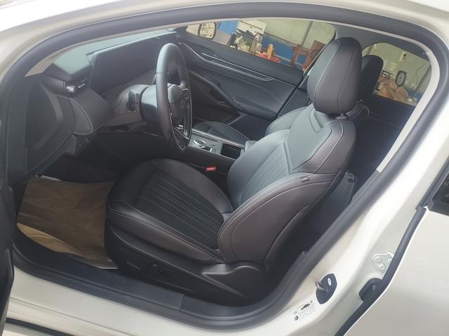 Ford Mondeo 2025 thumb 8