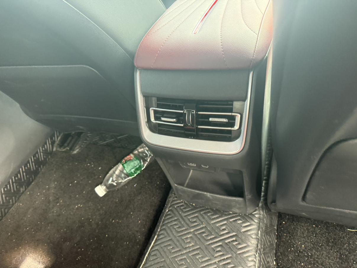 Hongqi H5 2025 thumb 6