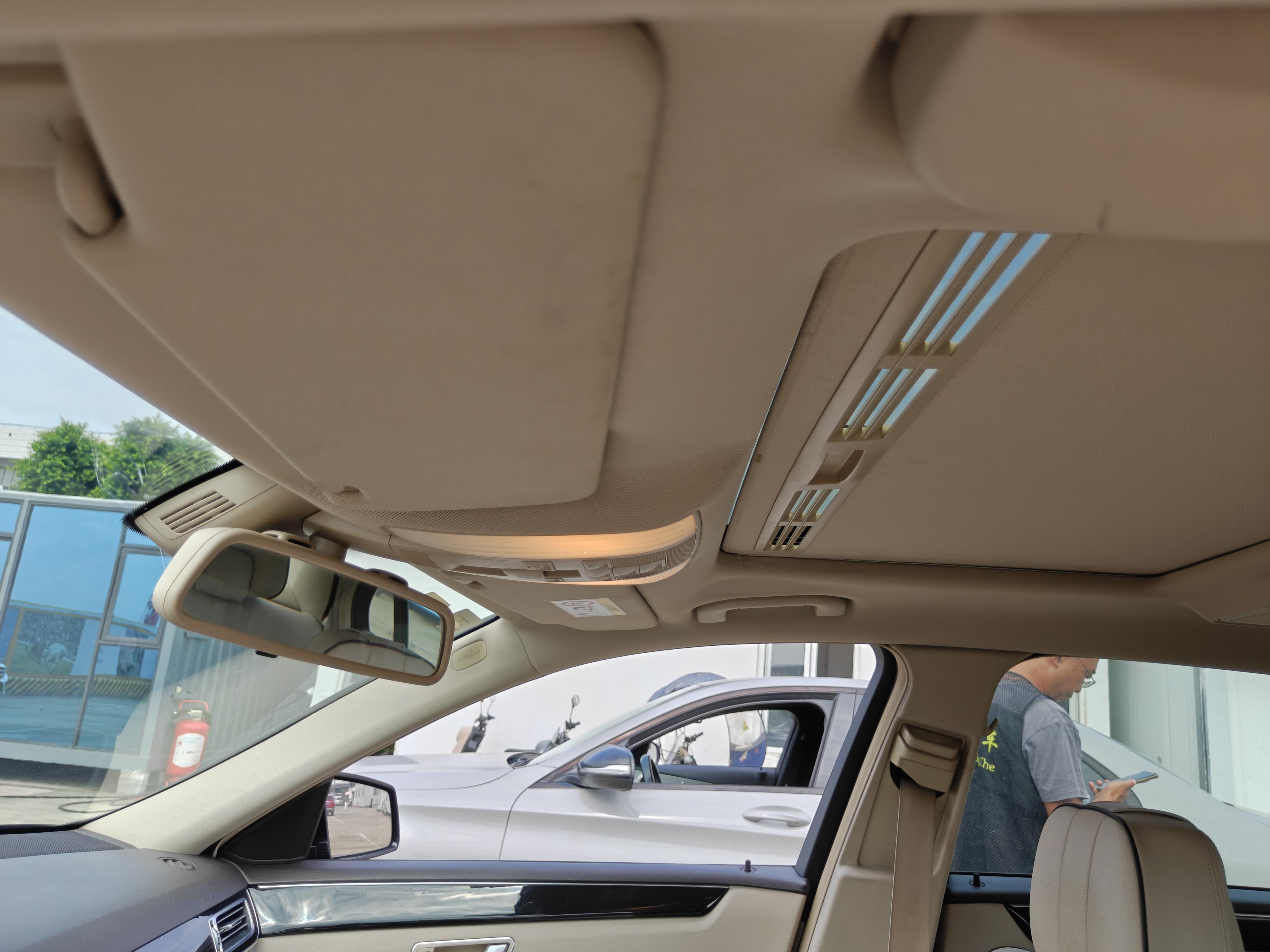 Mercedes-Benz E-Класс 2015 thumb 12