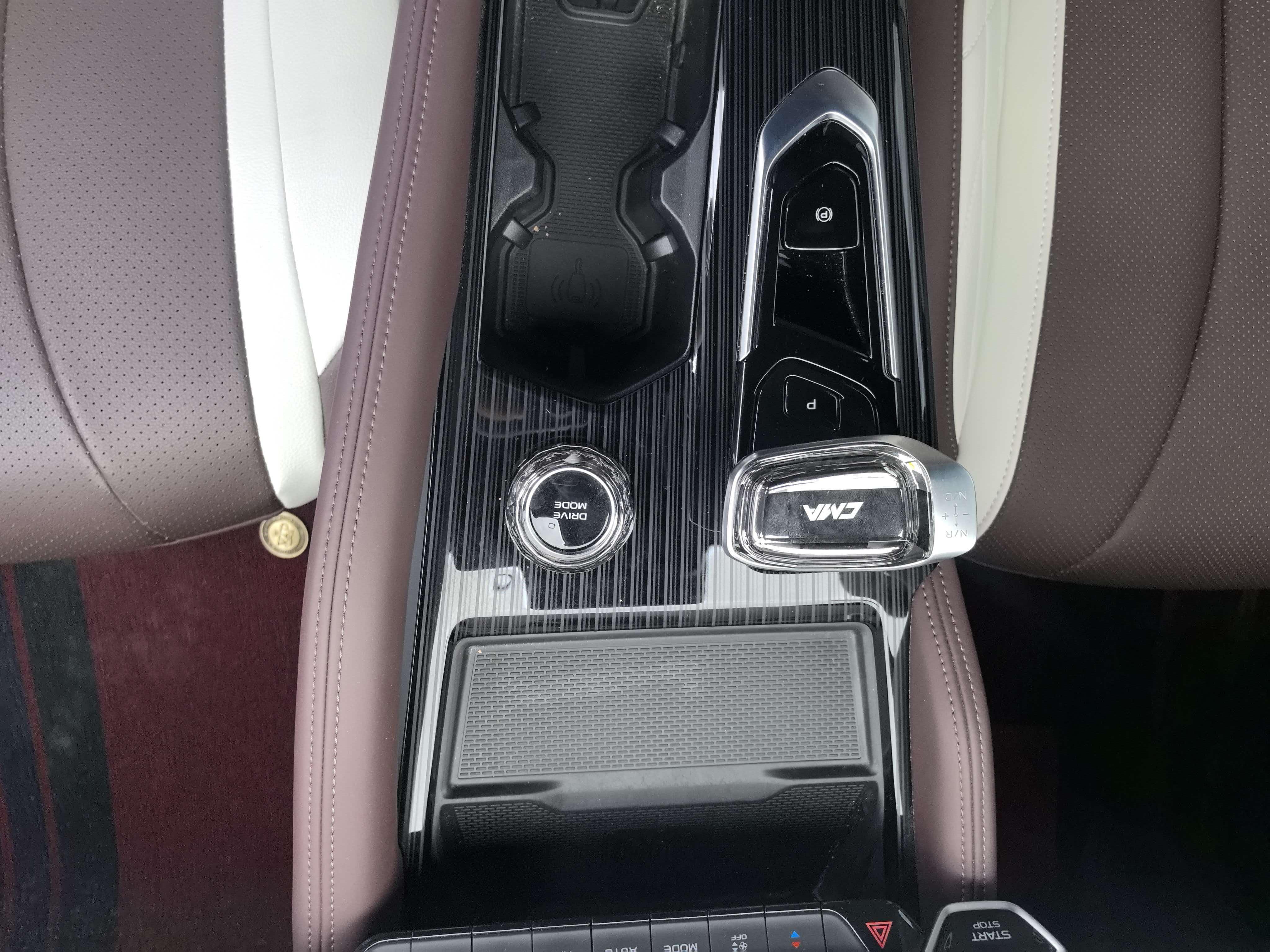 Geely Xingyue L 2021 thumb 9