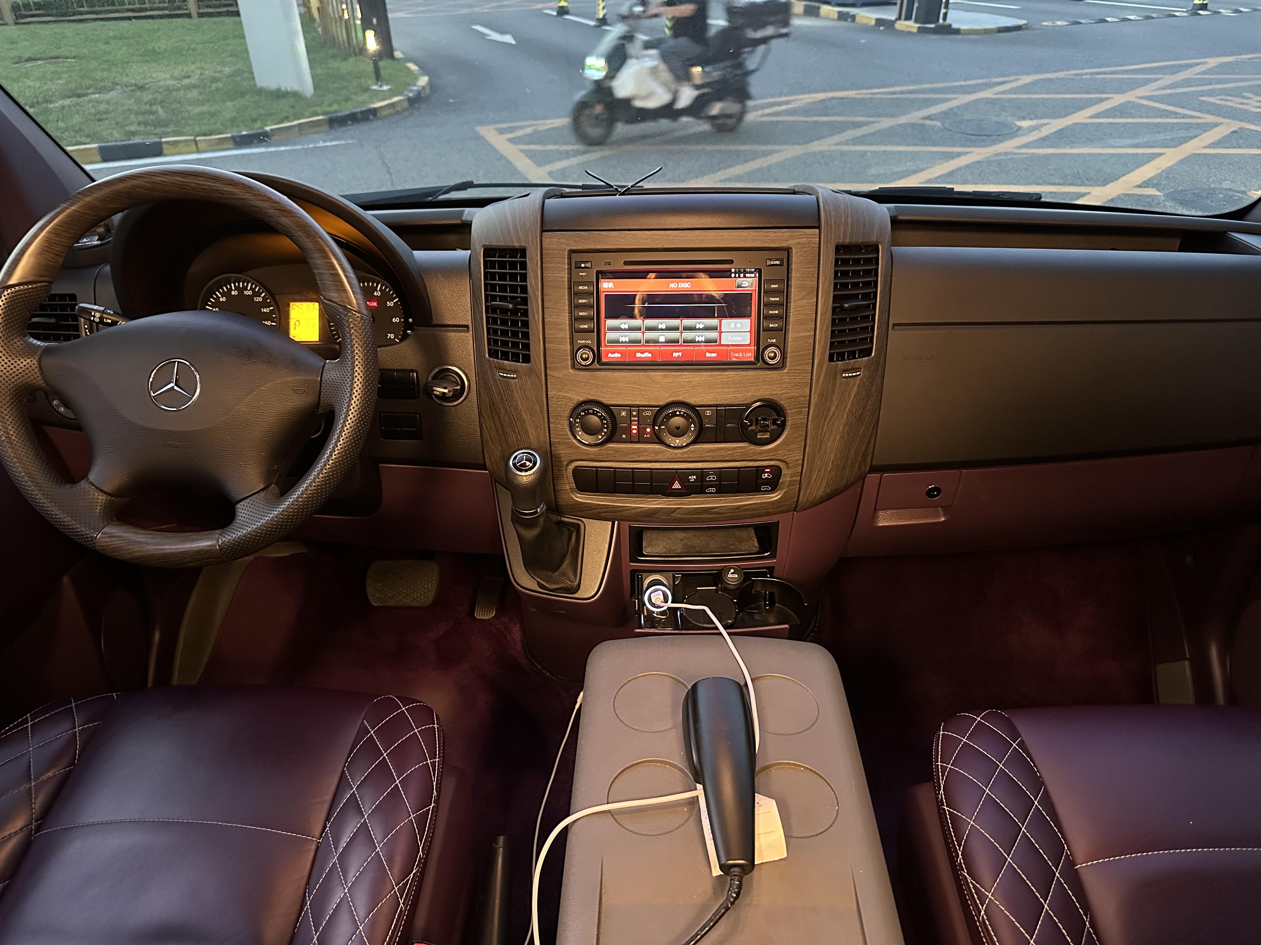 Mercedes-Benz Sprinter 2019 thumb 6