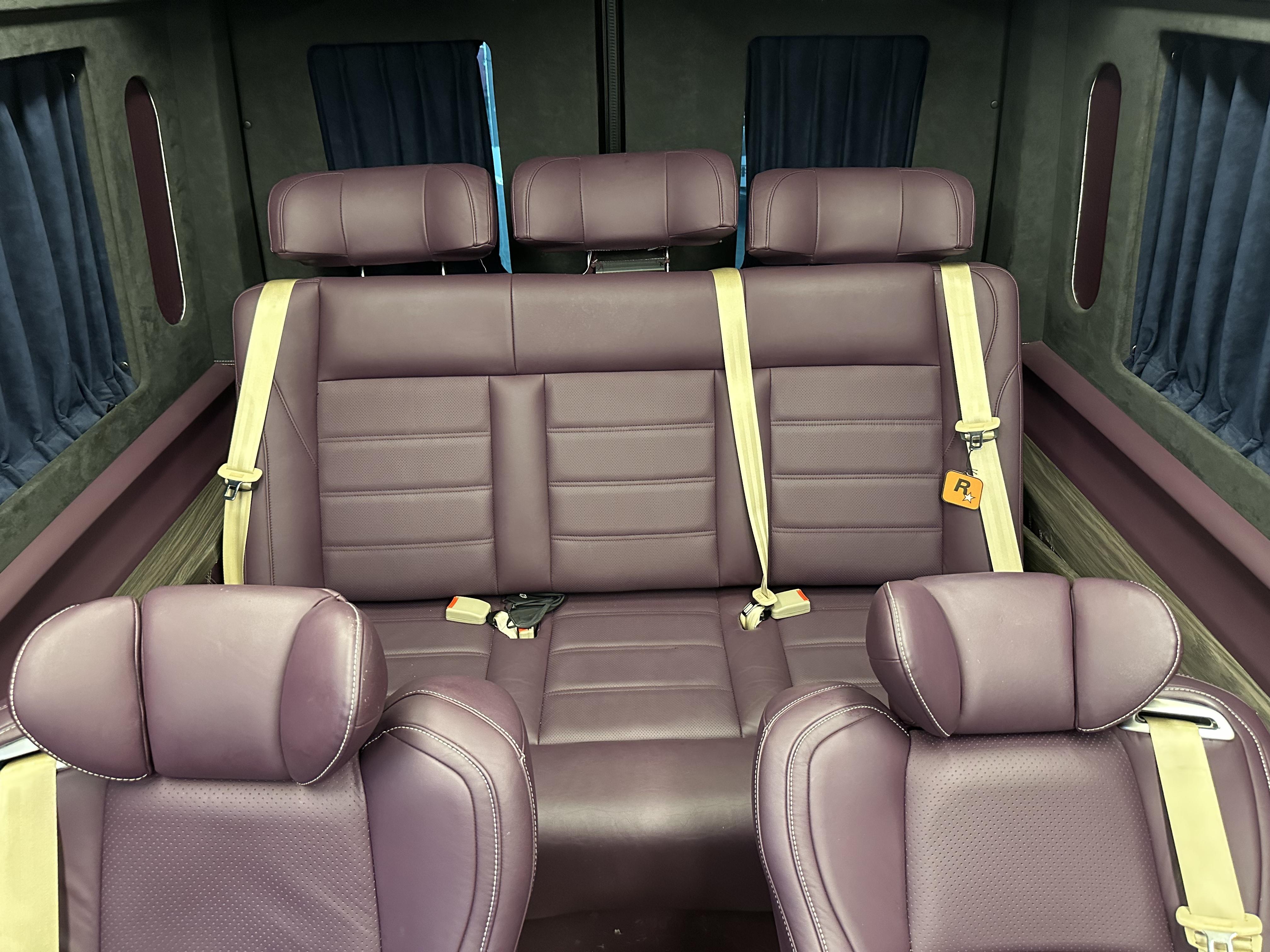 Mercedes-Benz Sprinter 2019 thumb 10