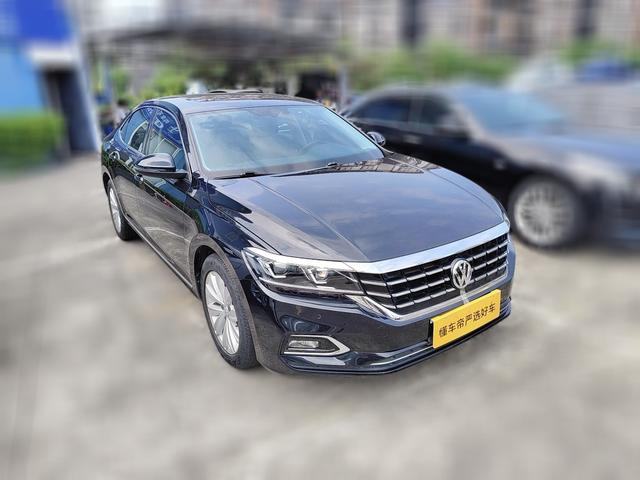 Volkswagen Passat (North America and China) 2019 thumb 12