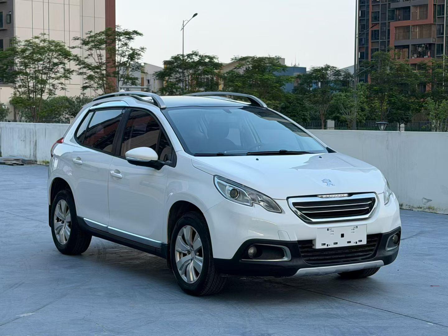 Peugeot 2008 2014 thumb 10