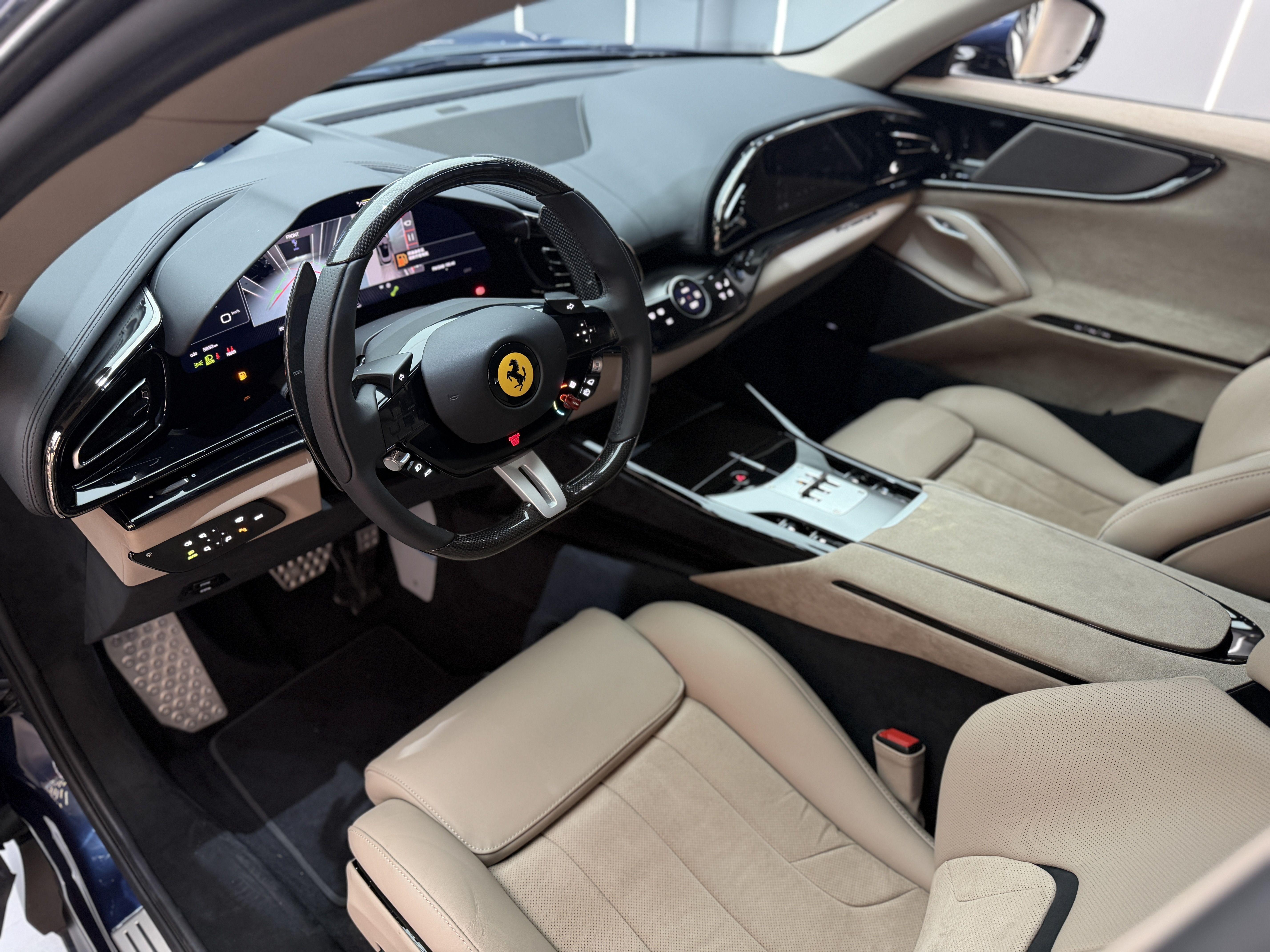 Ferrari Purosangue 2022 thumb 4