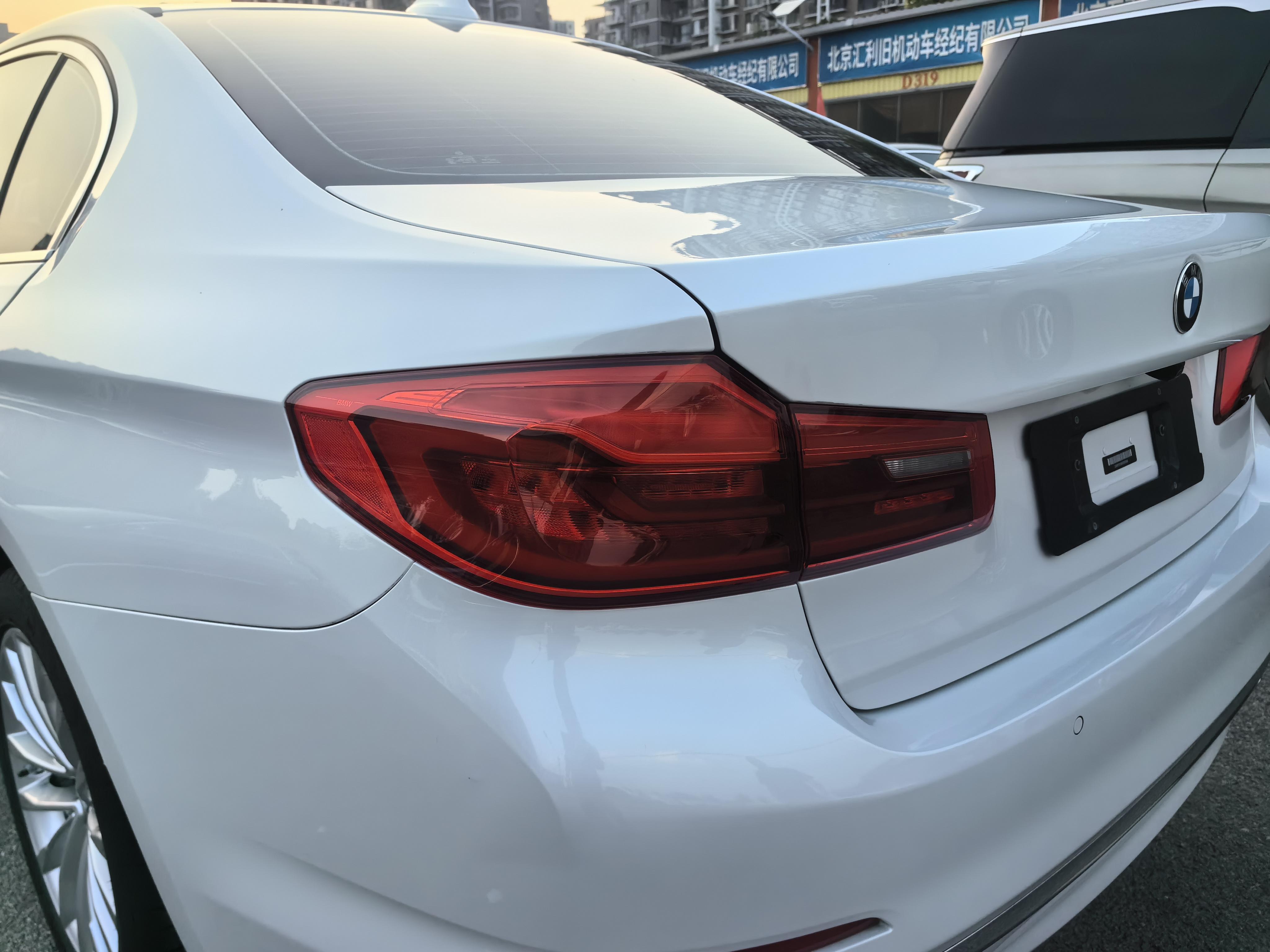 BMW 5 серии 2019 thumb 5